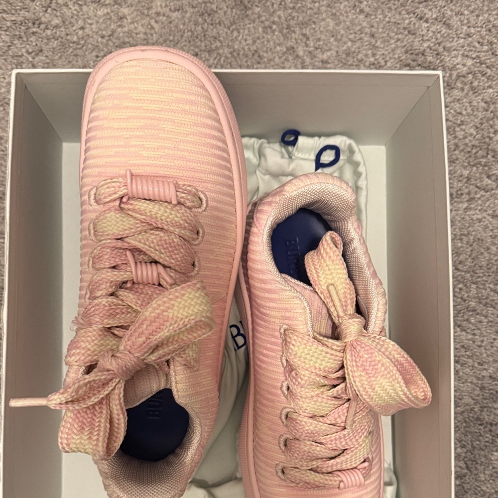 Burberry Pink Knit Lace-Up Athletic Sneakers